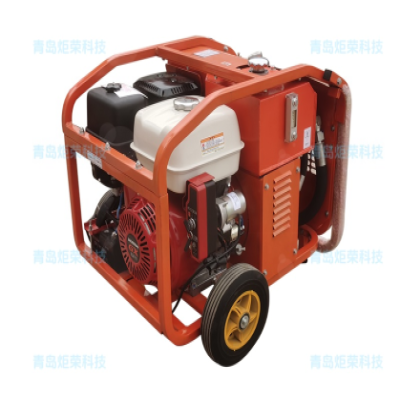 用于水下船體清潔的液壓刮船器